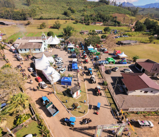 16ª Festa Municipal da Banana reúne grande público em Rio de Dentro